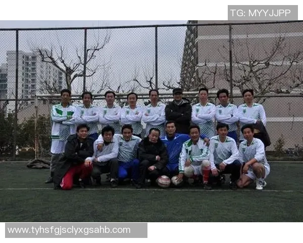 杭州足球队的奋斗历程与冠军赛背后的故事揭秘