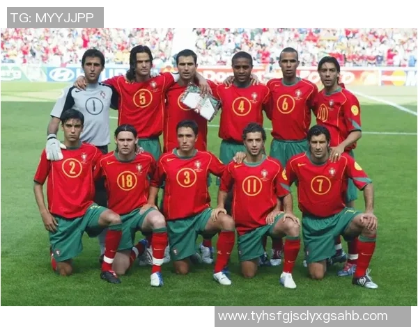 足球明星眼镜蛇的传说与传奇生涯揭秘他们如何在绿茵场上舞动人生 足球明星眼镜蛇的传说与传奇生涯揭秘他们如何在绿茵场上舞动人生